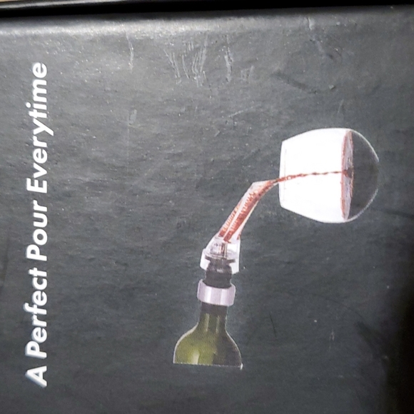 8)  Vineyard Elite, The Perfect Pour  Aerator. NEW. - Picture 8 of 10